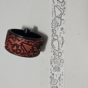 Sandy Shells Stampin Round 1" wide wheel stamp